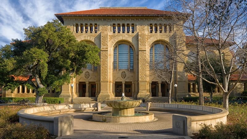 How To Ace Stanford's 2025/2026 Supplemental Essay Prompts
